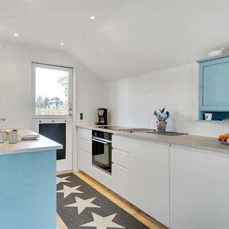 Skalk - 300m From The Sea By Interhome